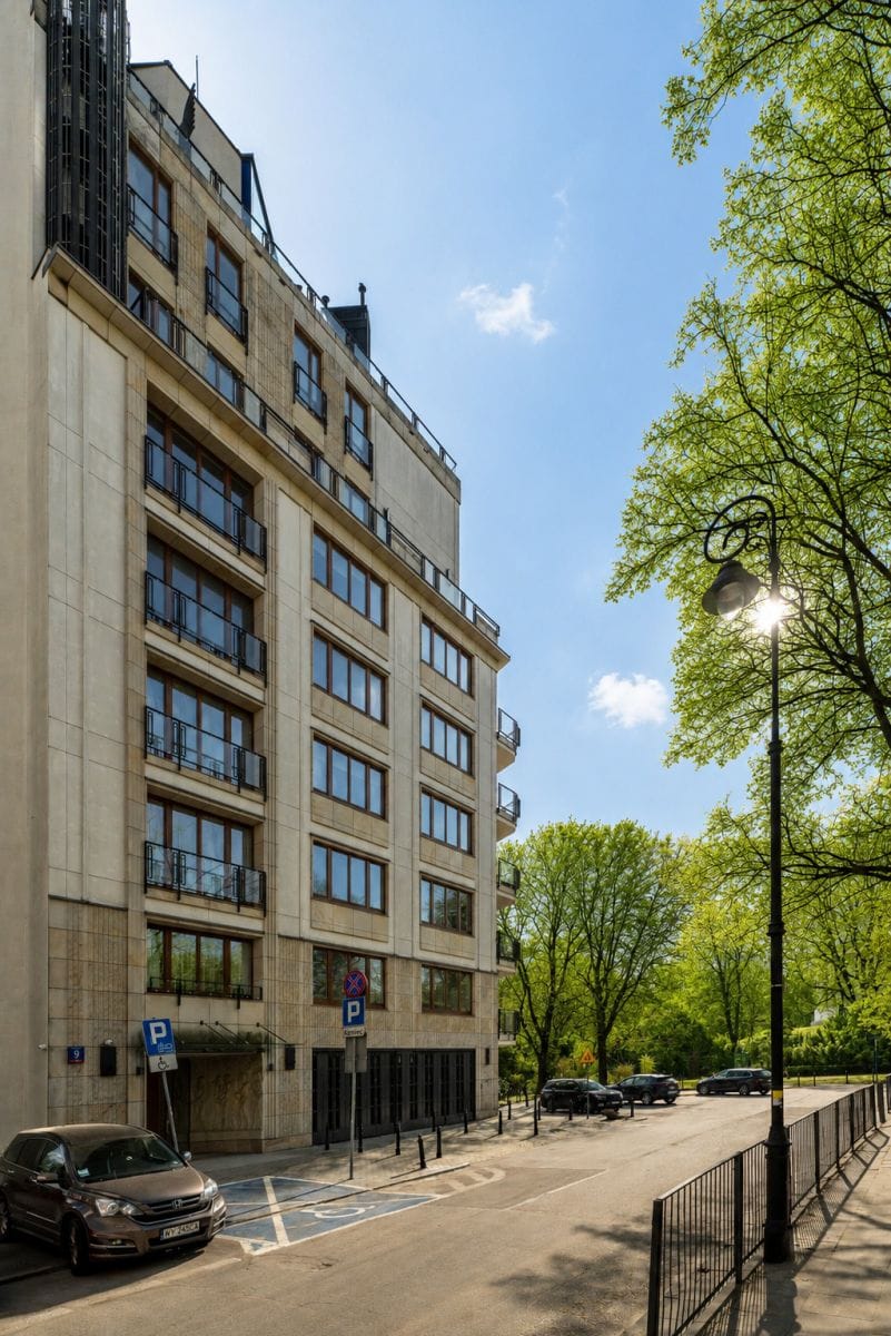 Mieszkanie 4 pokojowe na Sprzedaż