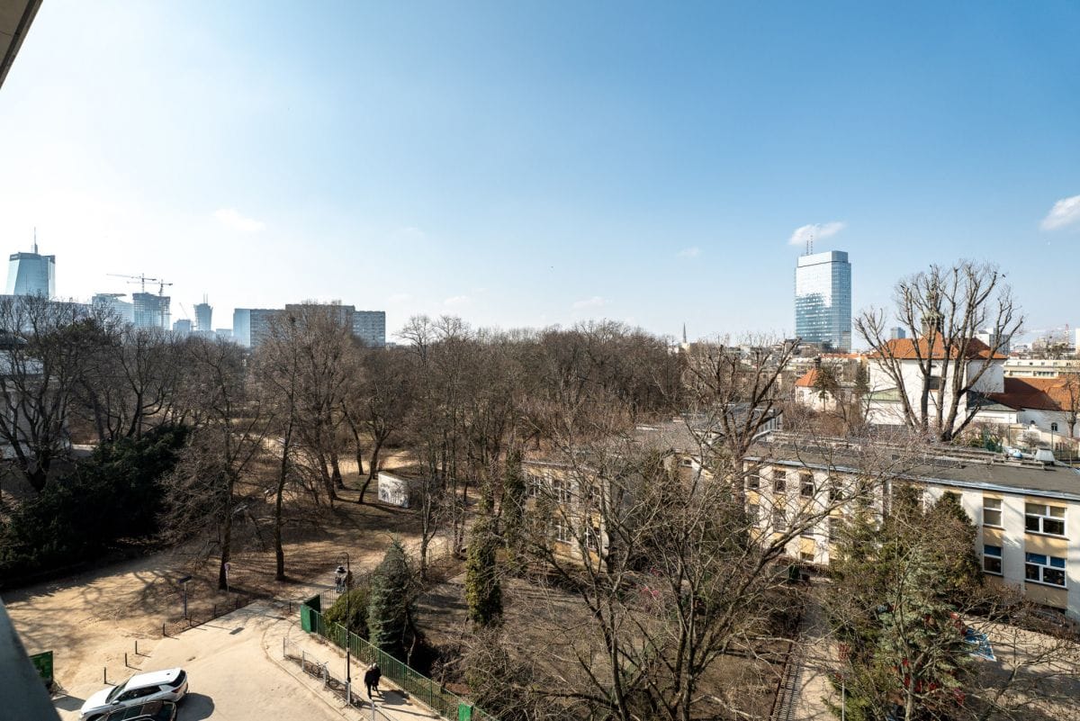 Mieszkanie 4 pokojowe na Sprzedaż