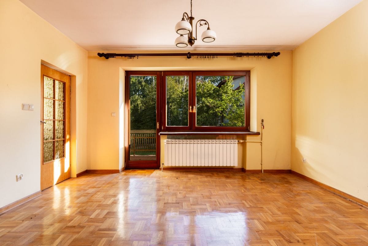 Dom 5 pokojowe na Sprzedaż