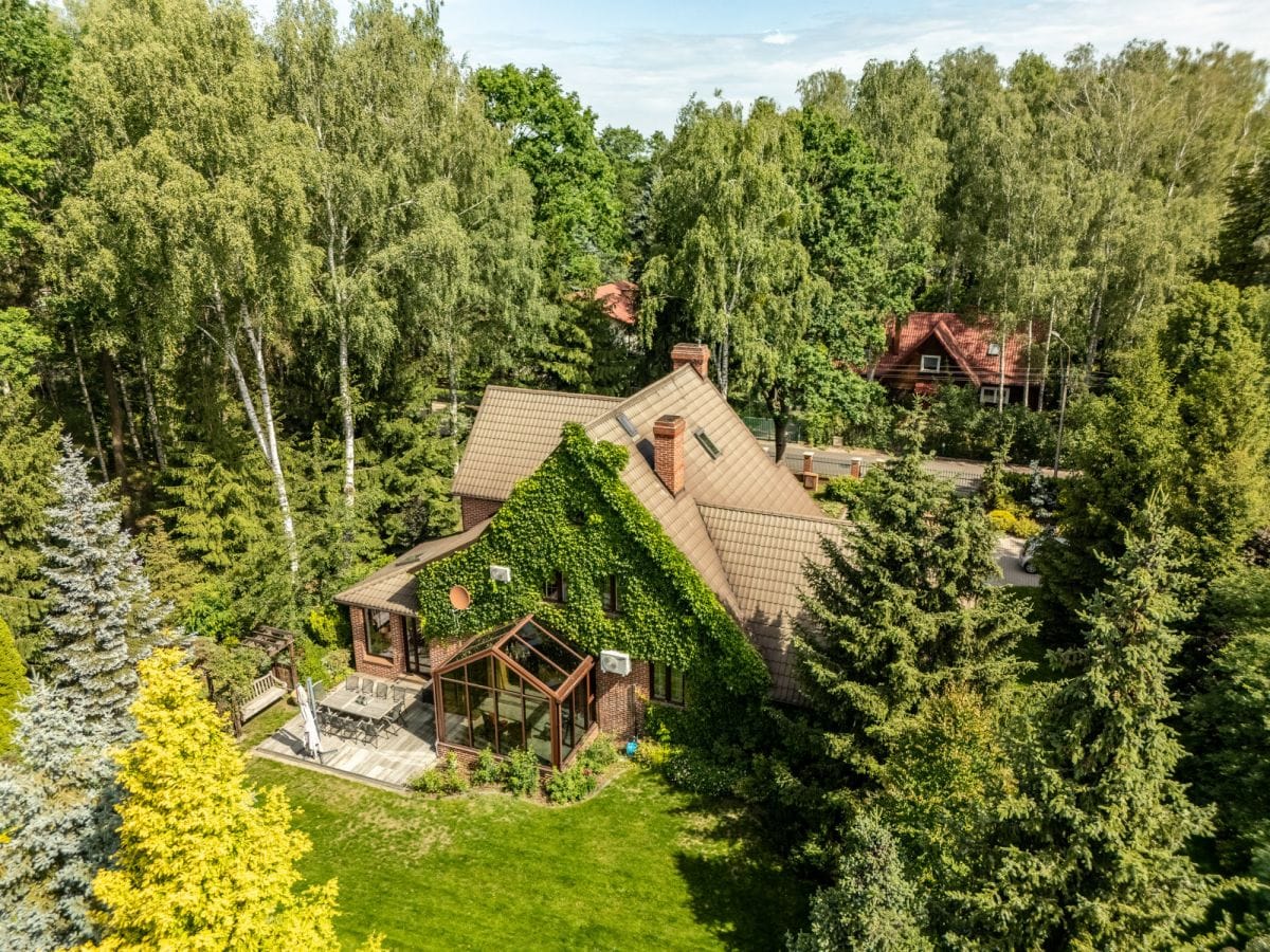 Dom 8 pokojowe na Sprzedaż