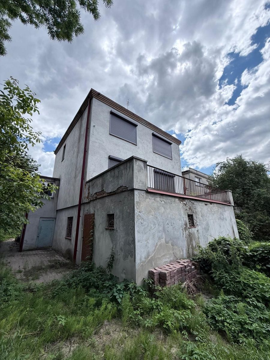 Dom 5 pokojowe na Sprzedaż