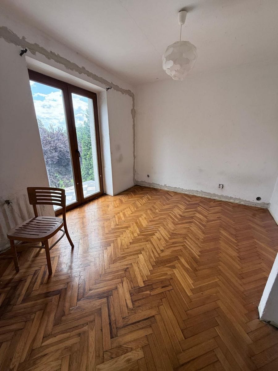 Dom 5 pokojowe na Sprzedaż