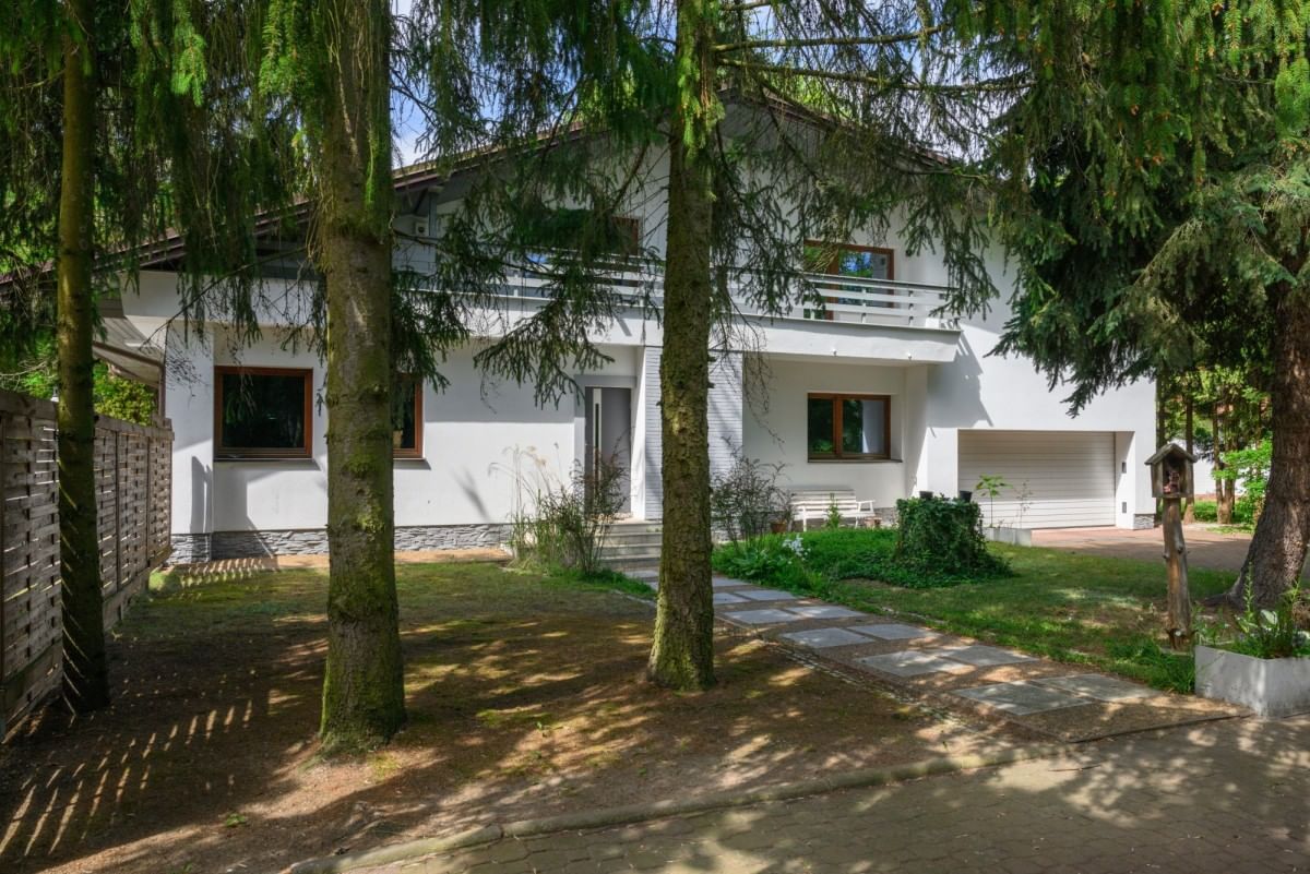 Dom 6 pokojowe na Sprzedaż