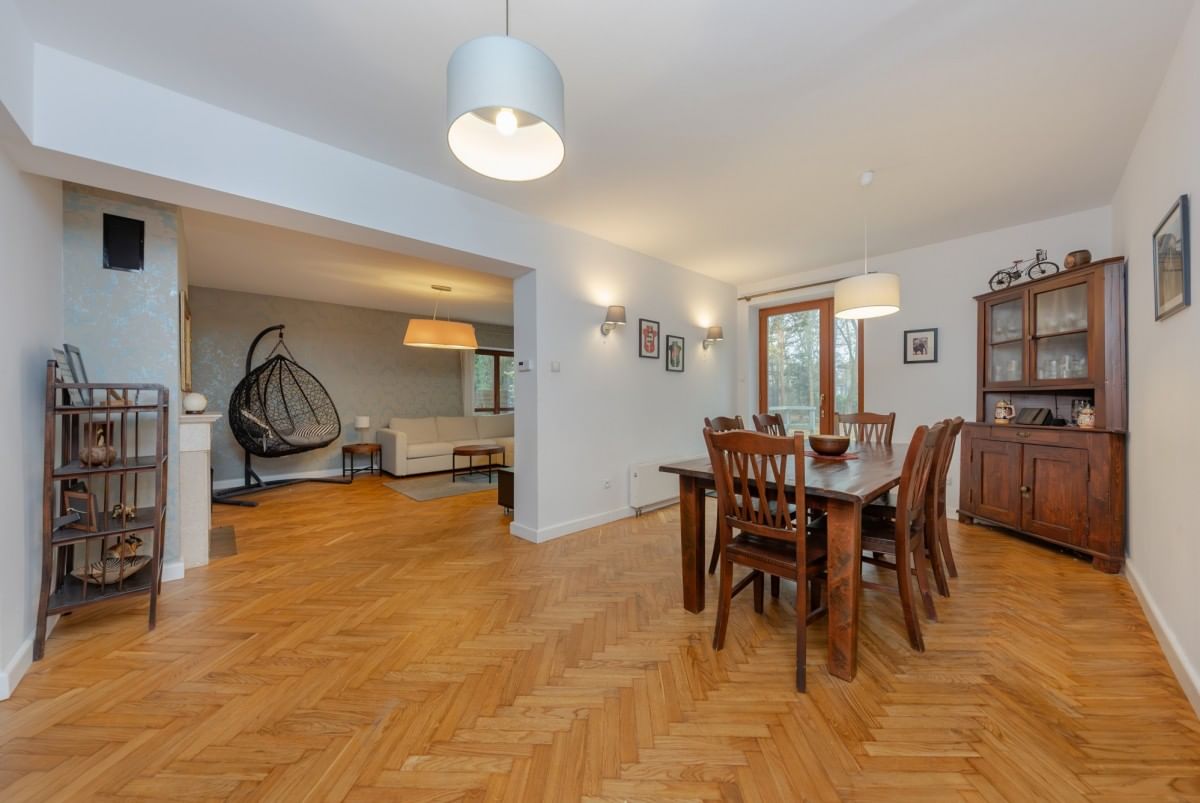 Dom 6 pokojowe na Sprzedaż