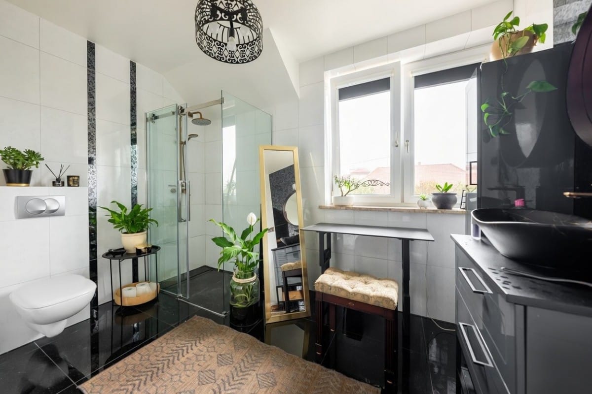 Dom 6 pokojowe na Sprzedaż