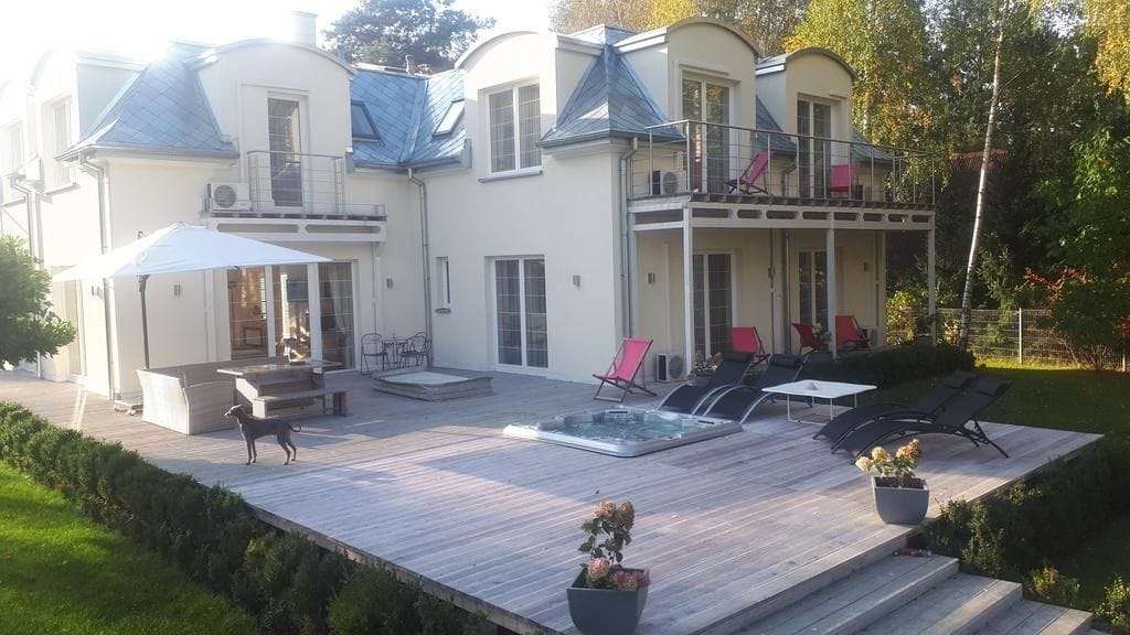 Dom 8 pokojowe na Sprzedaż