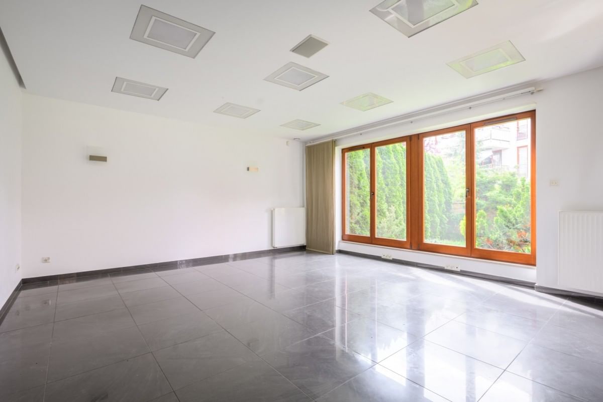 Lokal użytkowy  pokojowe na Wynajem