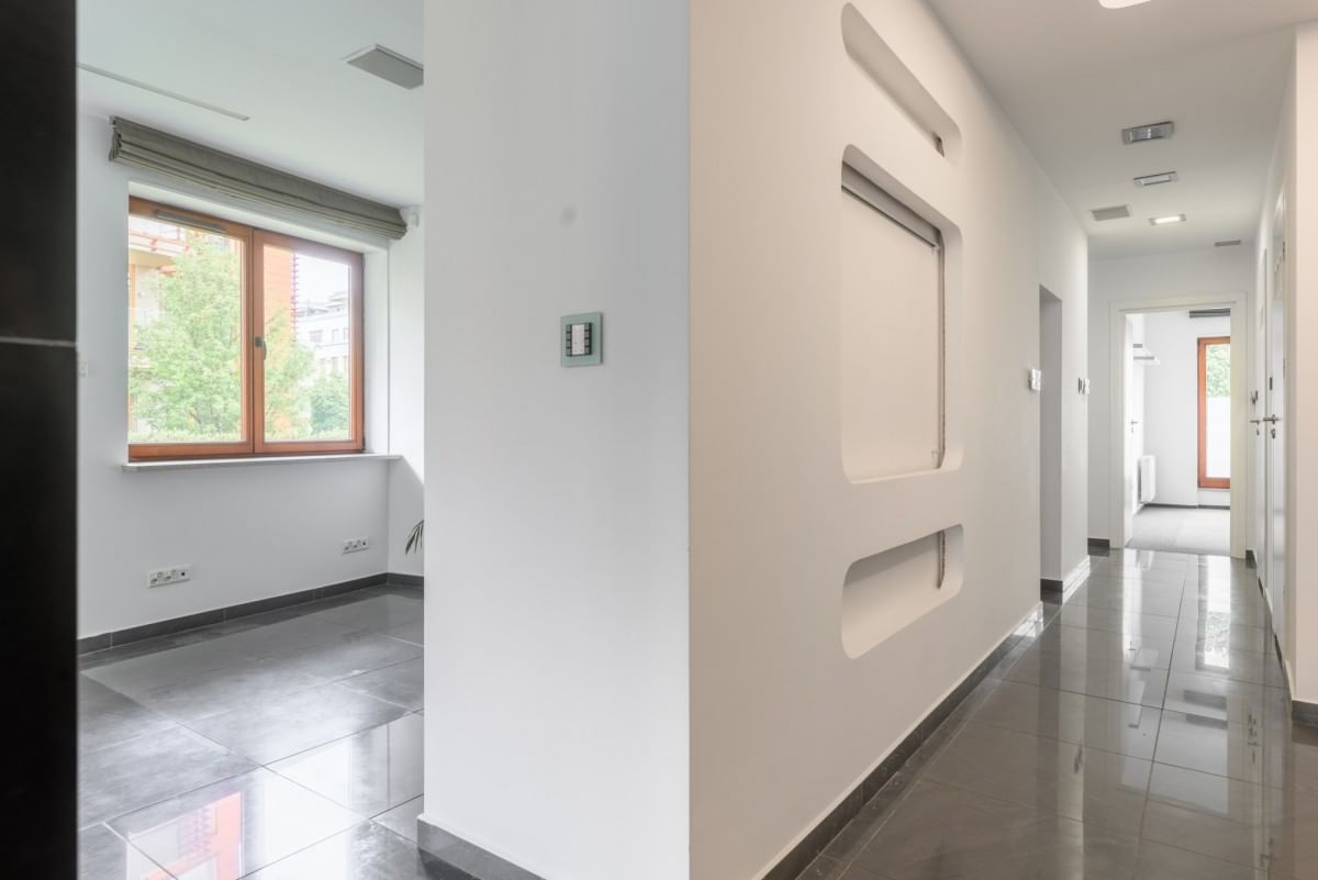 Lokal użytkowy  pokojowe na Wynajem