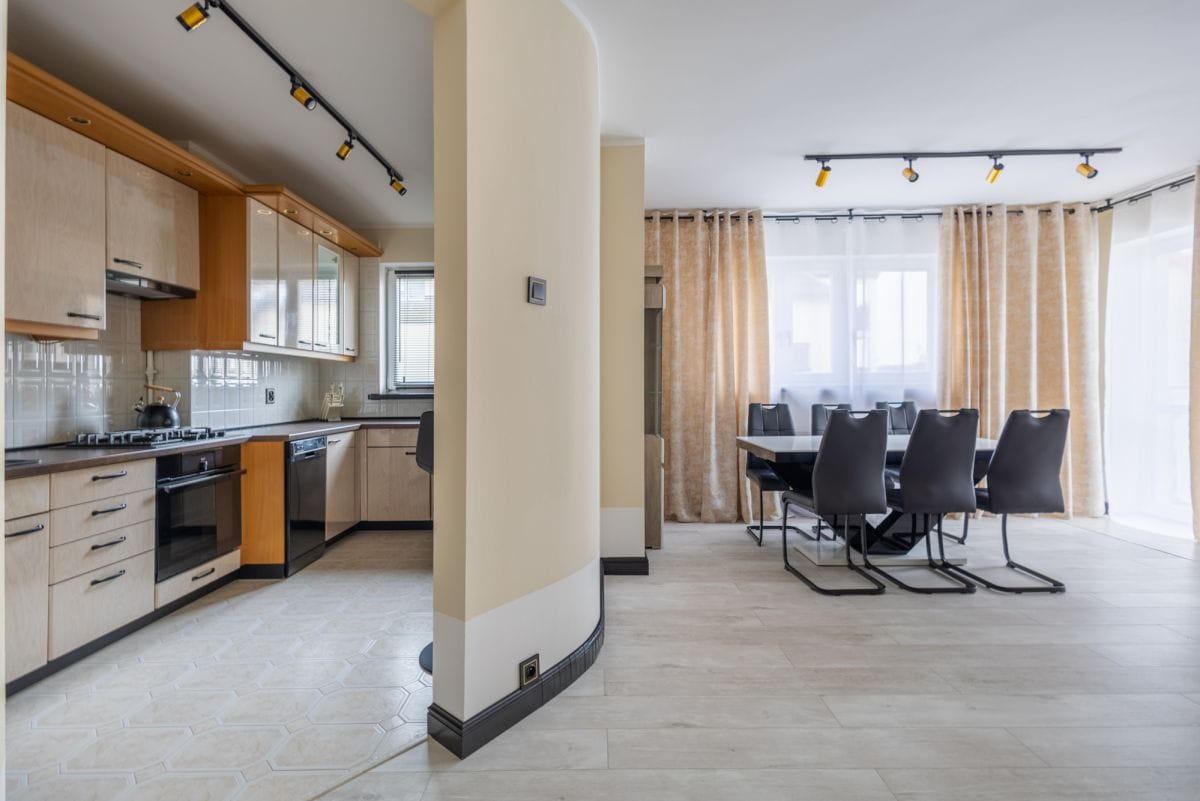 Mieszkanie 4 pokojowe na Wynajem