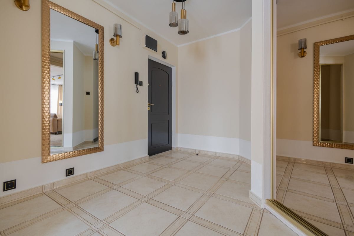 Mieszkanie 4 pokojowe na Wynajem