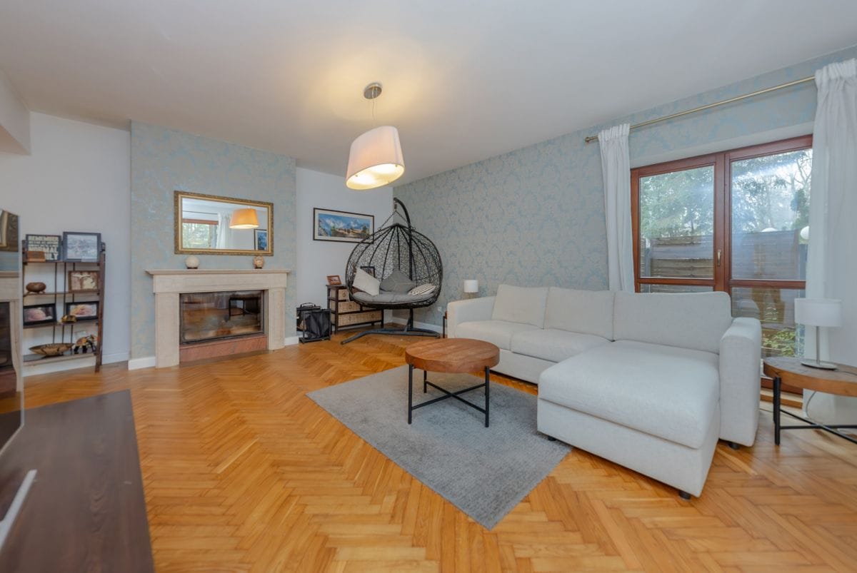 Dom 6 pokojowe na Sprzedaż