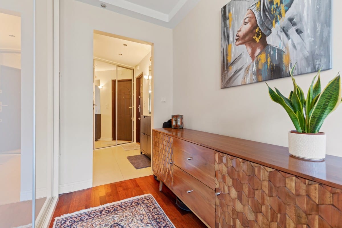 Mieszkanie 2 pokojowe na Sprzedaż