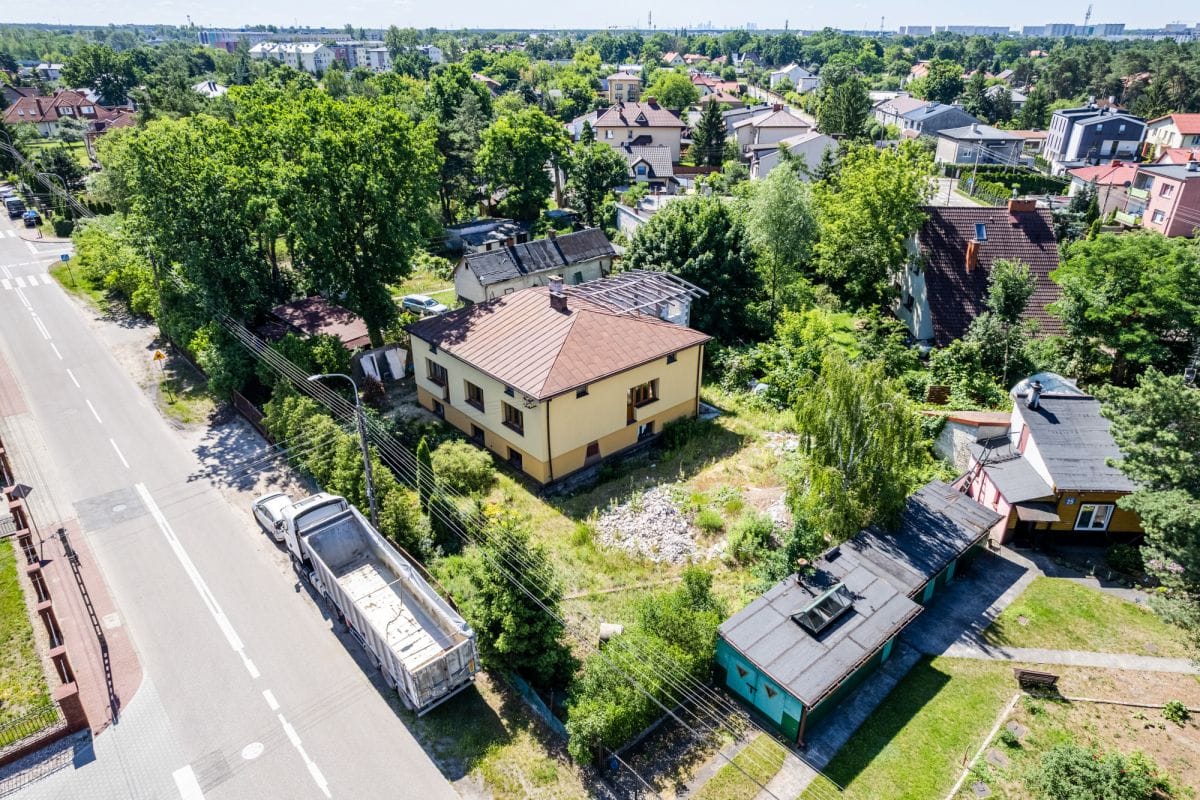 Dom 12 pokojowe na Sprzedaż