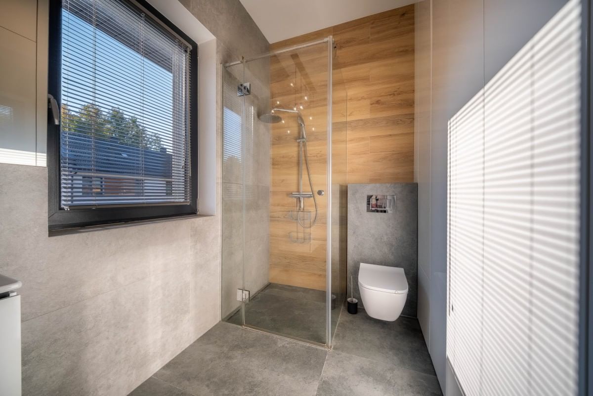 Dom 5 pokojowe na Sprzedaż