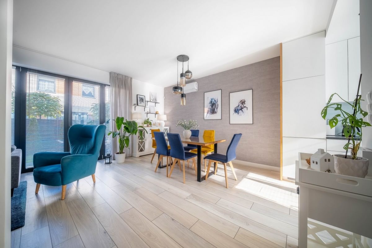 Dom 5 pokojowe na Sprzedaż