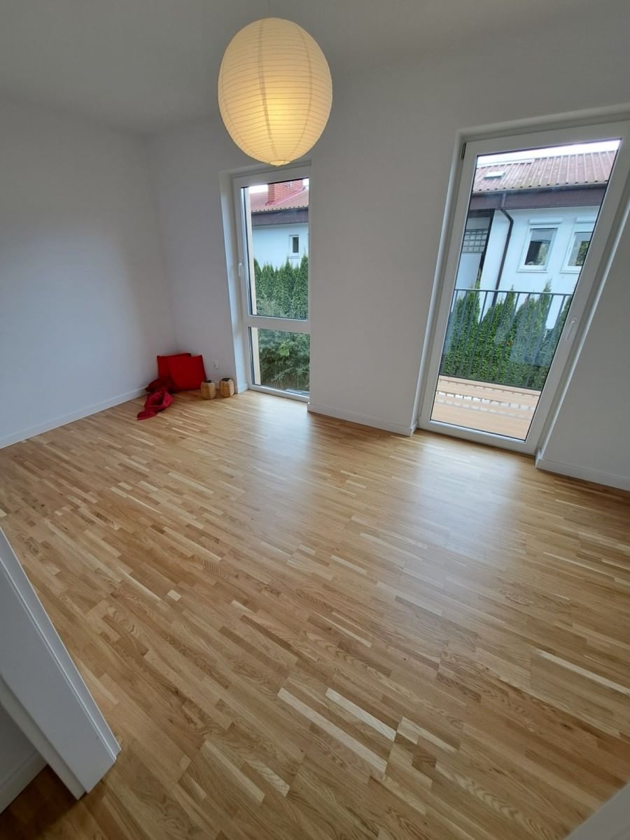 Dom 5 pokojowe na Sprzedaż