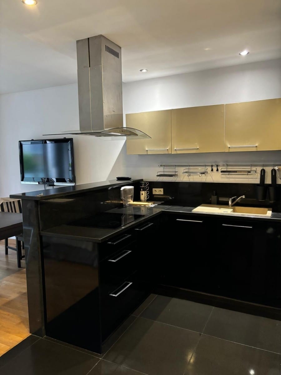 Mieszkanie 4 pokojowe na Sprzedaż