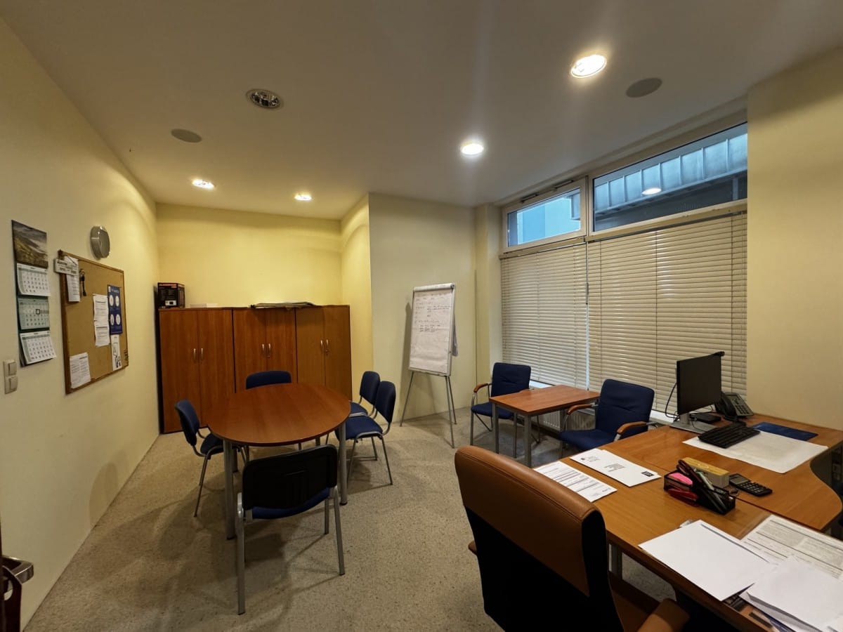 Lokal użytkowy  pokojowe na Wynajem