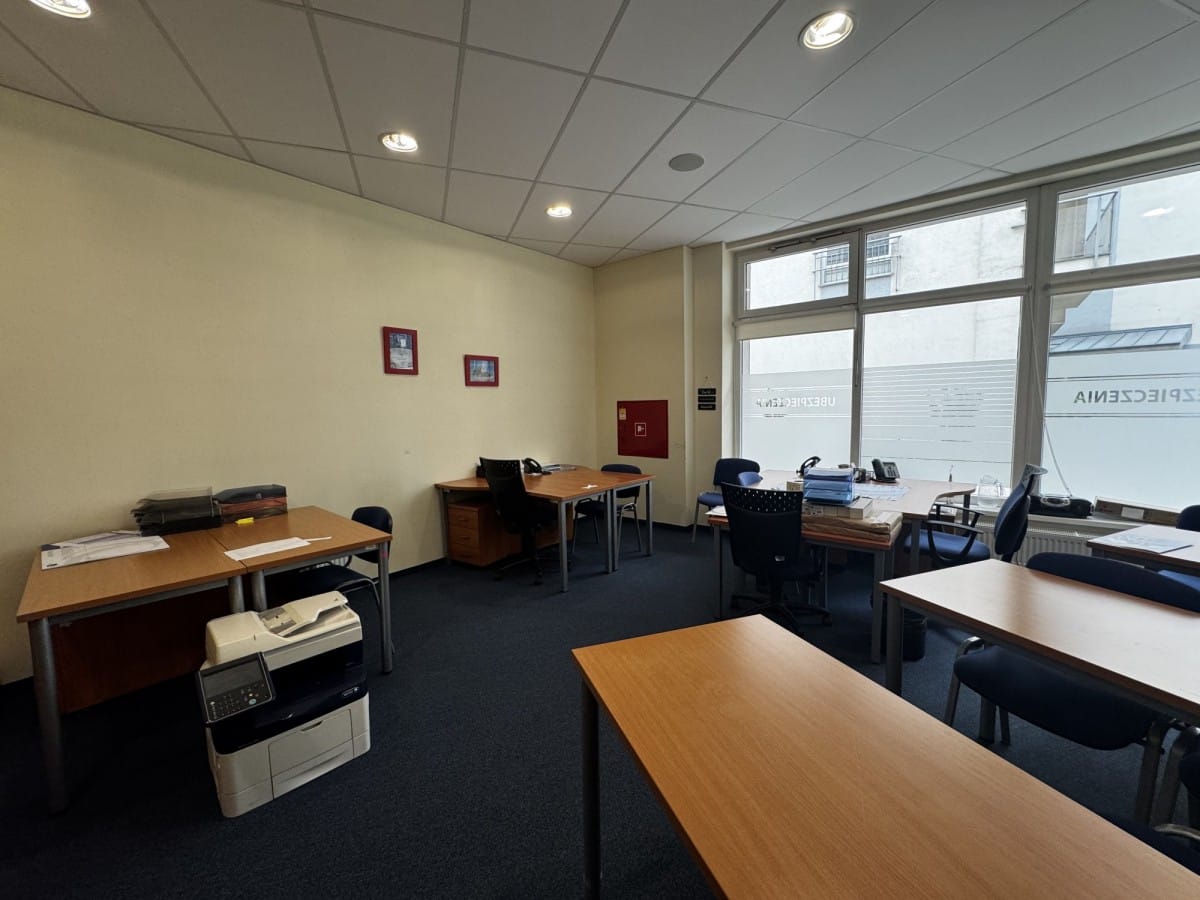 Lokal użytkowy  pokojowe na Wynajem