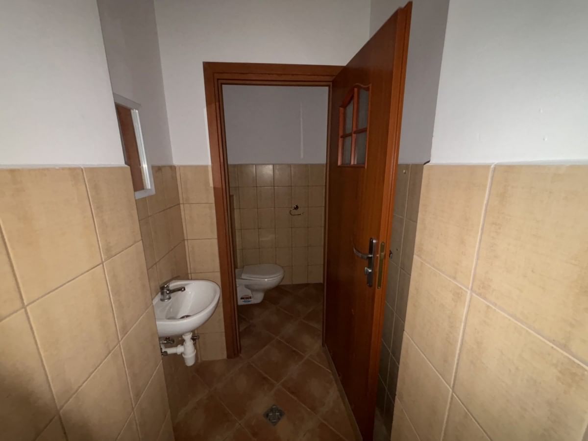 Lokal użytkowy  pokojowe na Wynajem