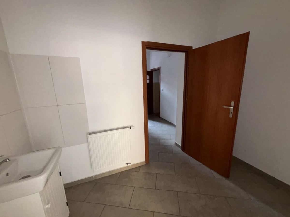Lokal użytkowy  pokojowe na Wynajem