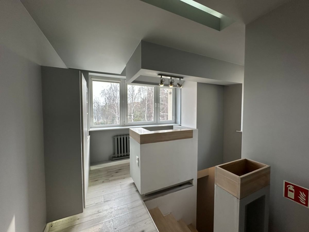 Mieszkanie 4 pokojowe na Sprzedaż