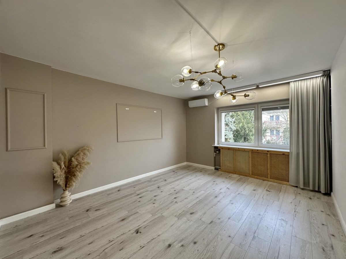 Mieszkanie 4 pokojowe na Sprzedaż