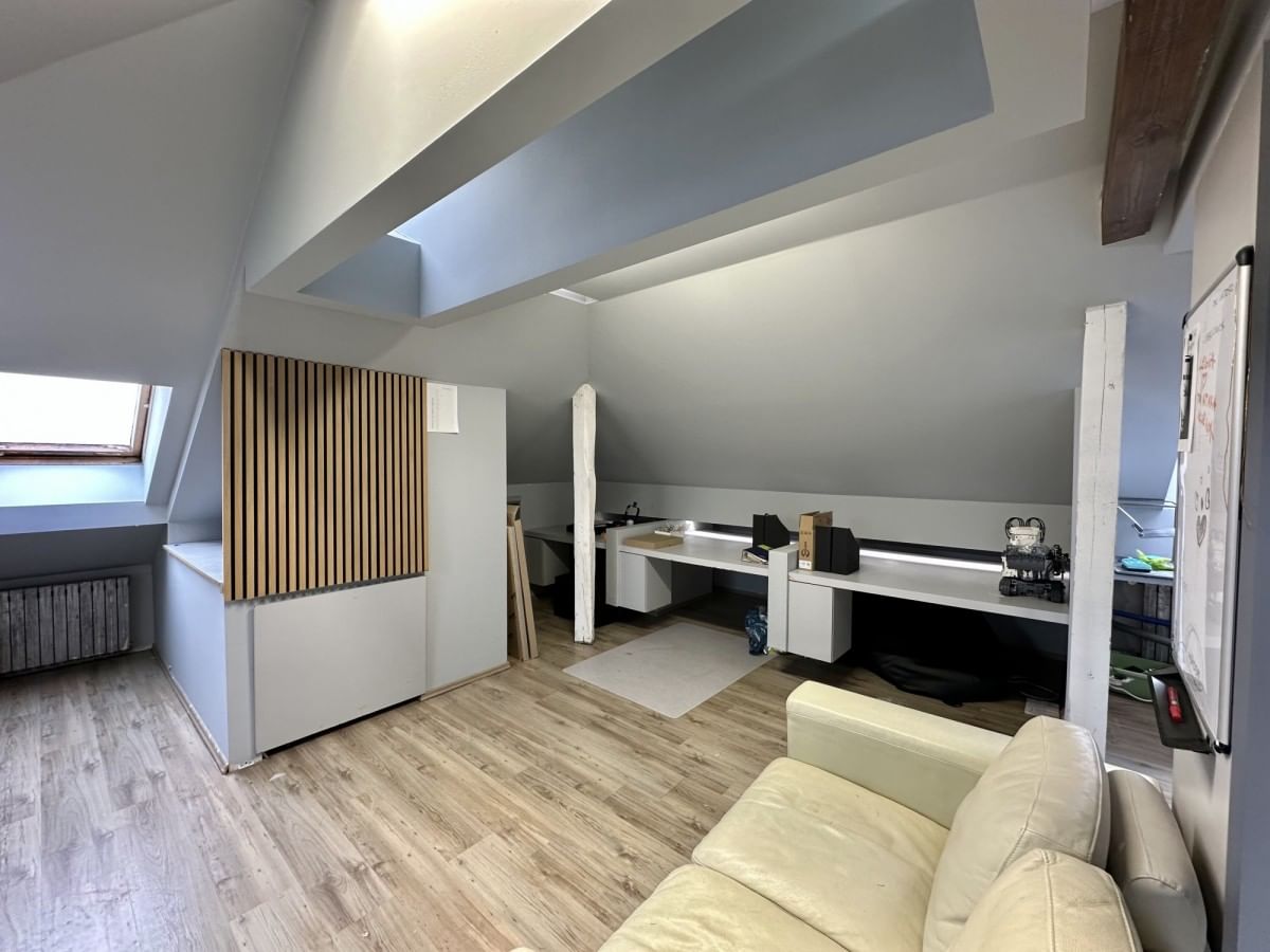 Mieszkanie 4 pokojowe na Sprzedaż