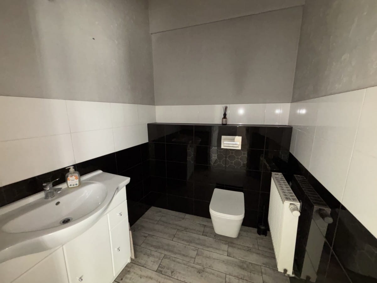 Lokal użytkowy  pokojowe na Wynajem