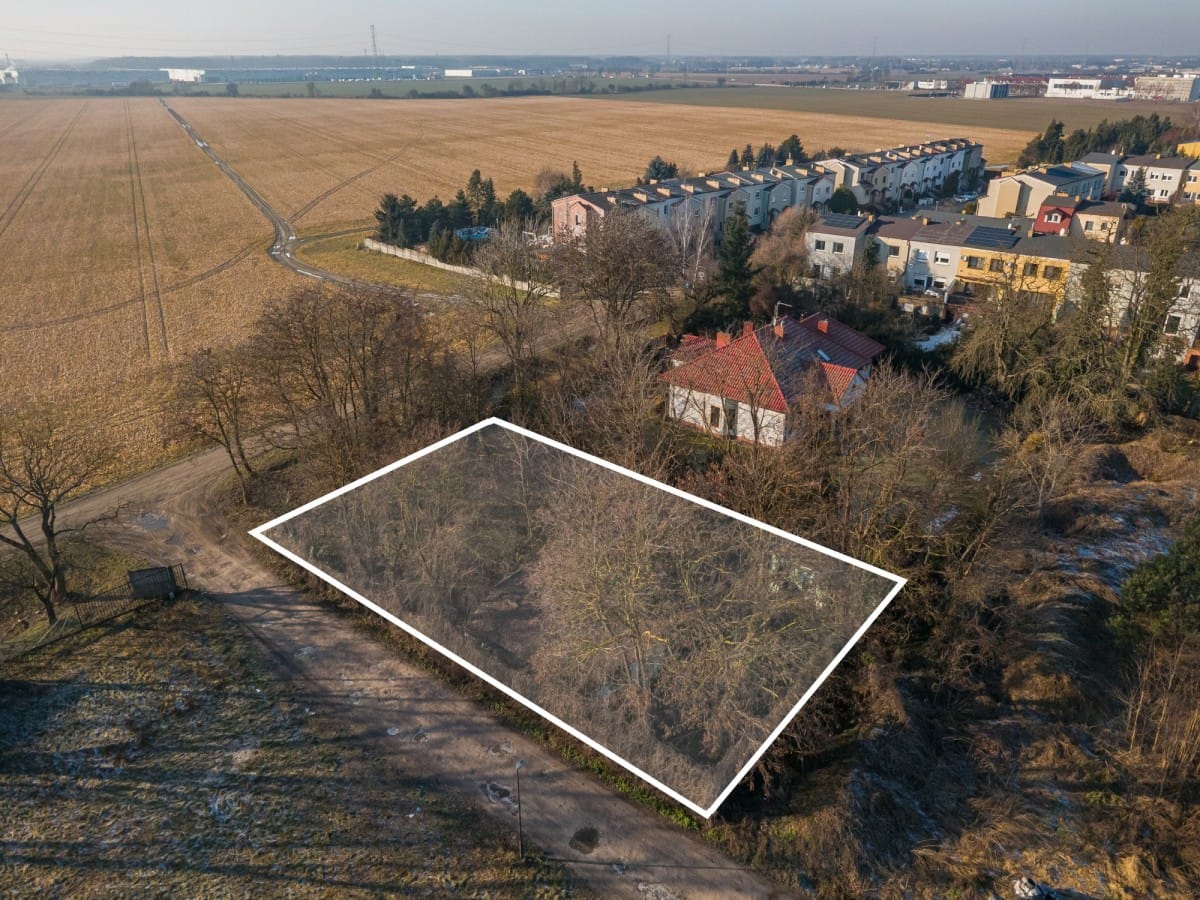 Działka  pokojowe na Sprzedaż