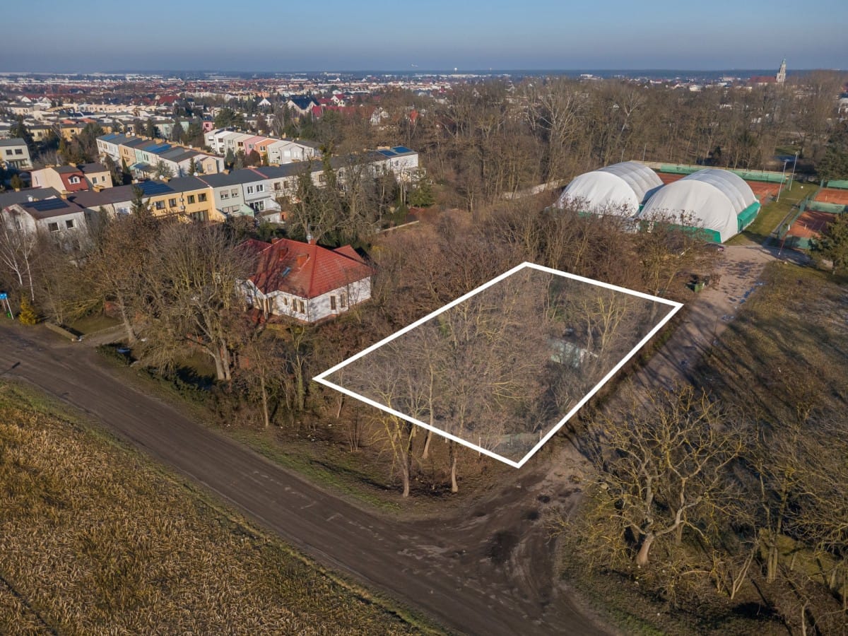 Działka  pokojowe na Sprzedaż