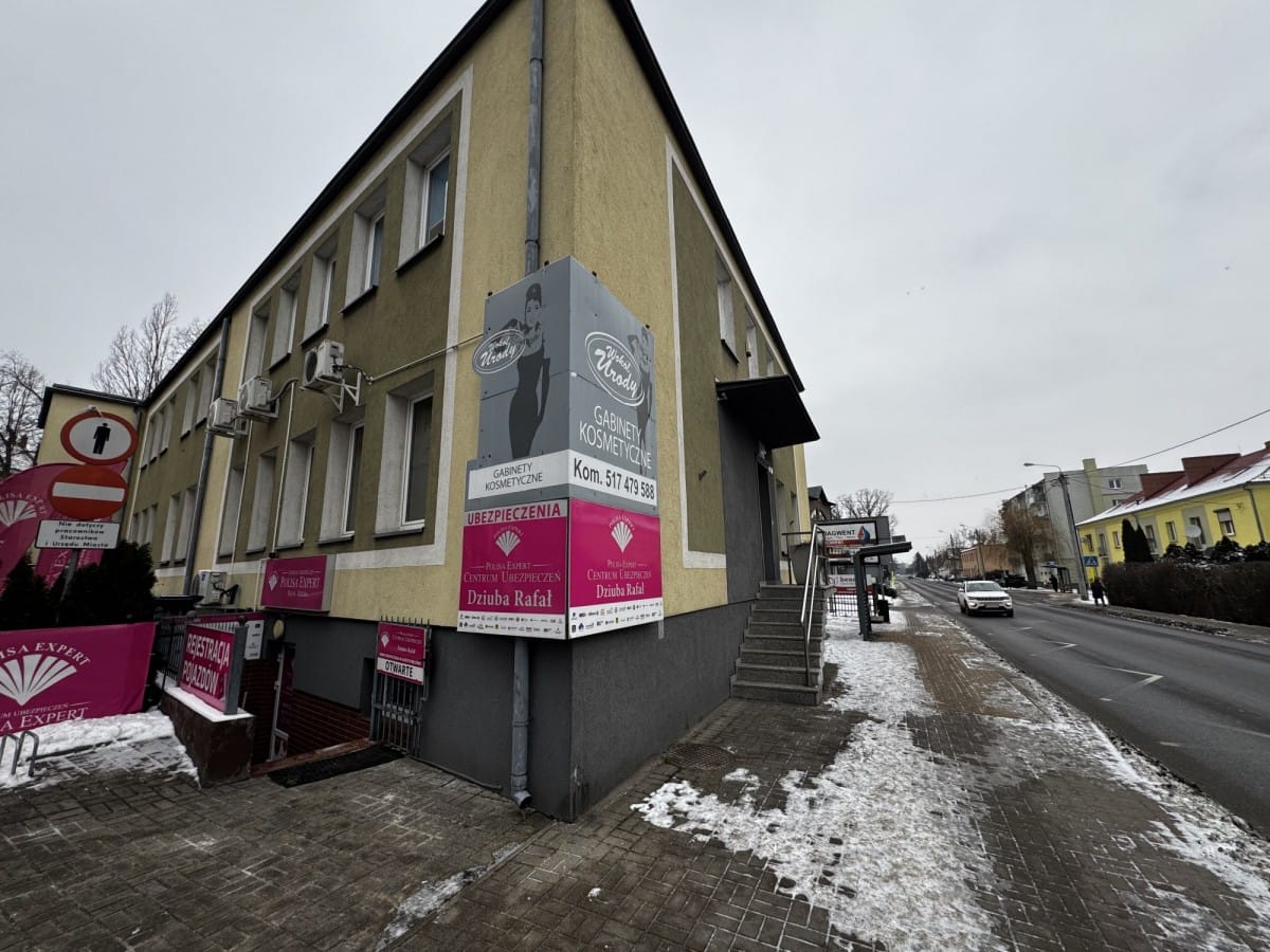 Lokal użytkowy  pokojowe na Sprzedaż