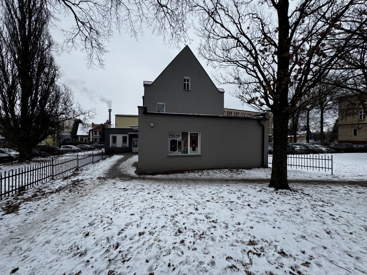 Lokal użytkowy  pokojowe na Sprzedaż