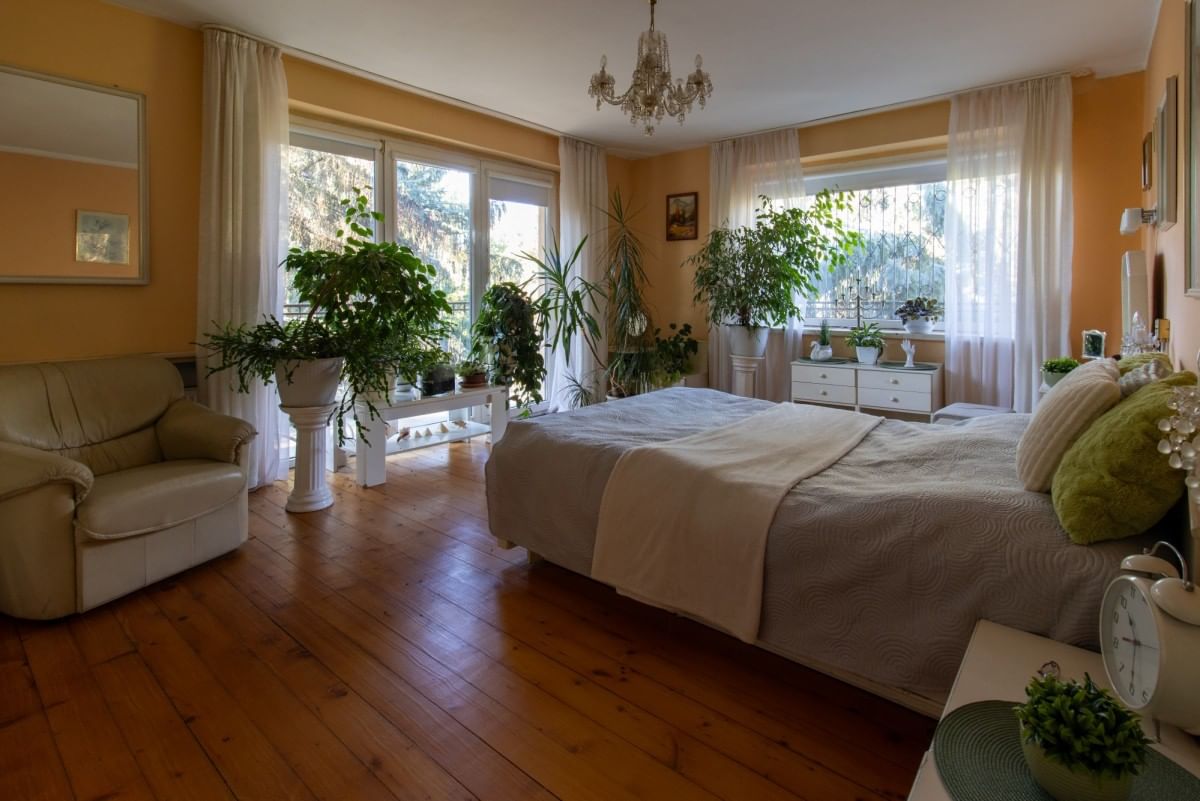 Dom 7 pokojowe na Sprzedaż