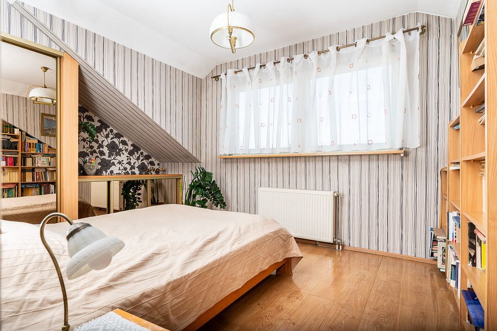 Mieszkanie 5 pokojowe na Sprzedaż