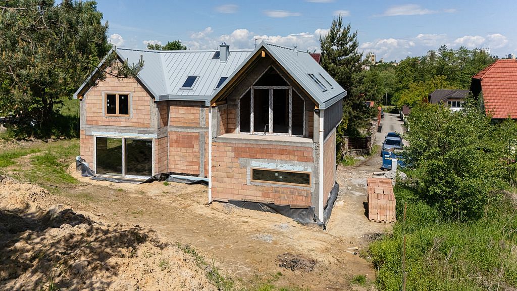 Dom 5 pokojowe na Sprzedaż
