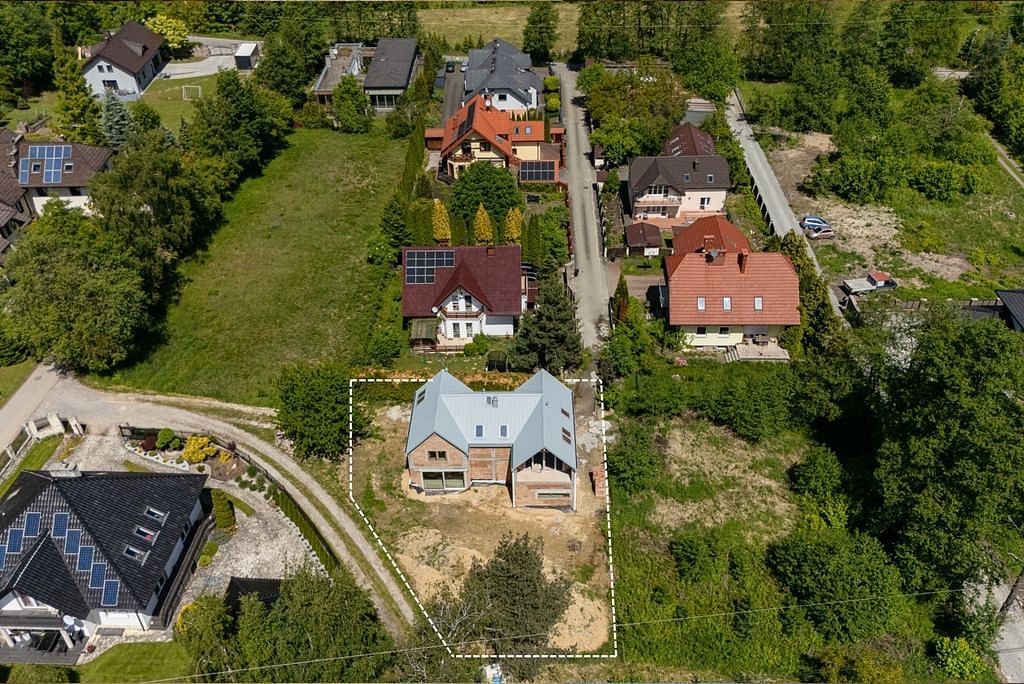 Dom 5 pokojowe na Sprzedaż