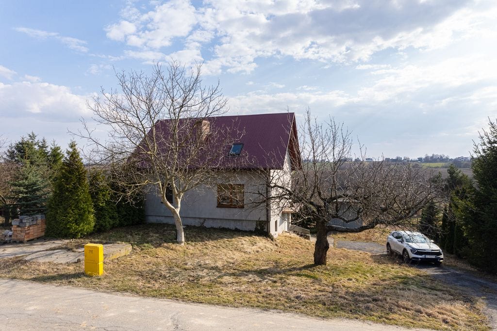 Dom 4 pokojowe na Sprzedaż