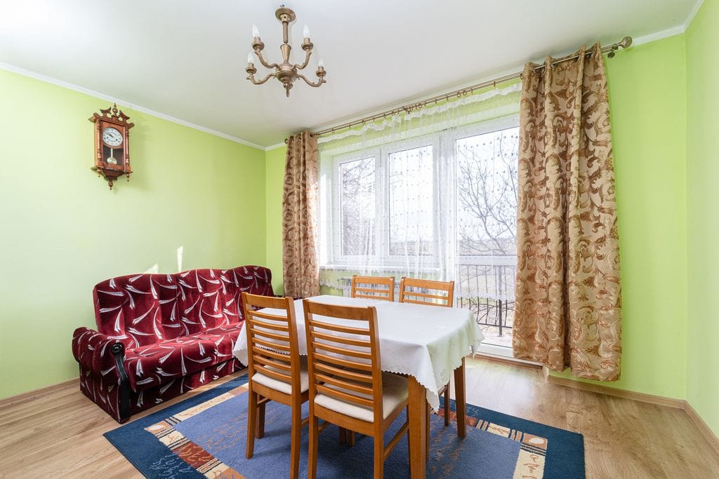 Dom 4 pokojowe na Sprzedaż