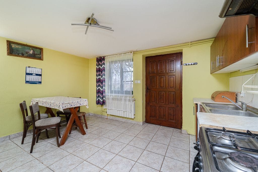 Dom 4 pokojowe na Sprzedaż