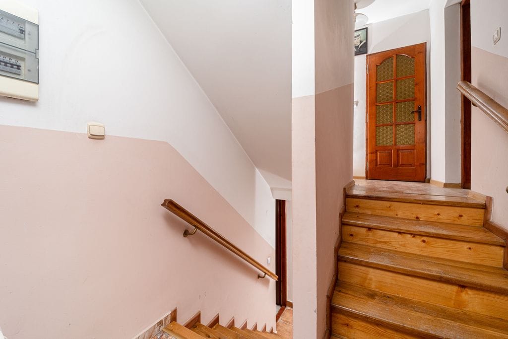 Dom 4 pokojowe na Sprzedaż