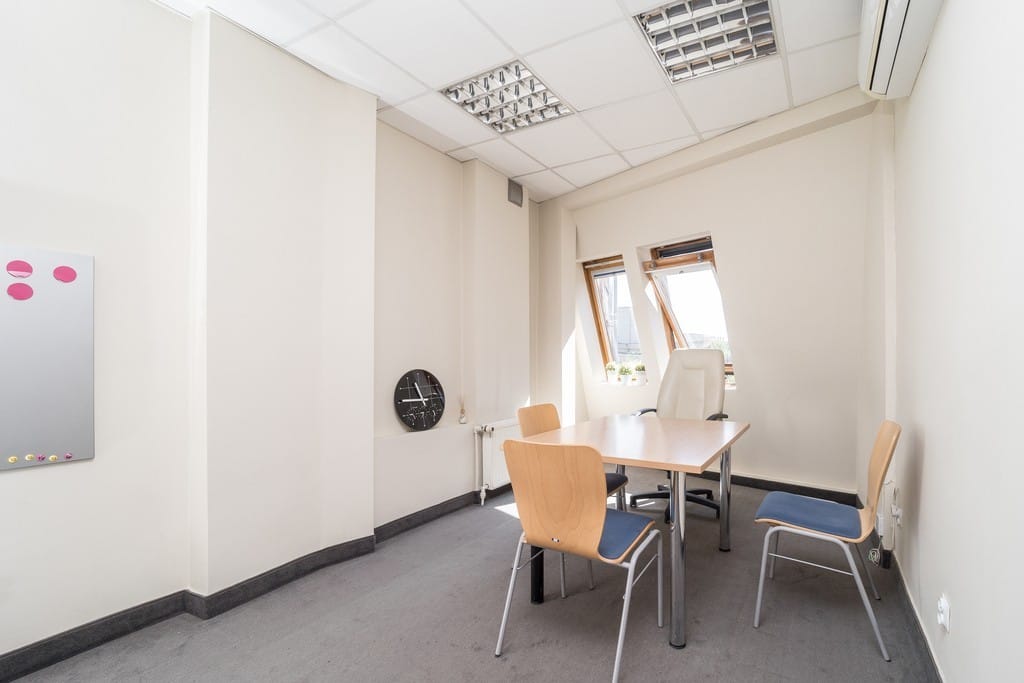 Lokal użytkowy  pokojowe na Wynajem