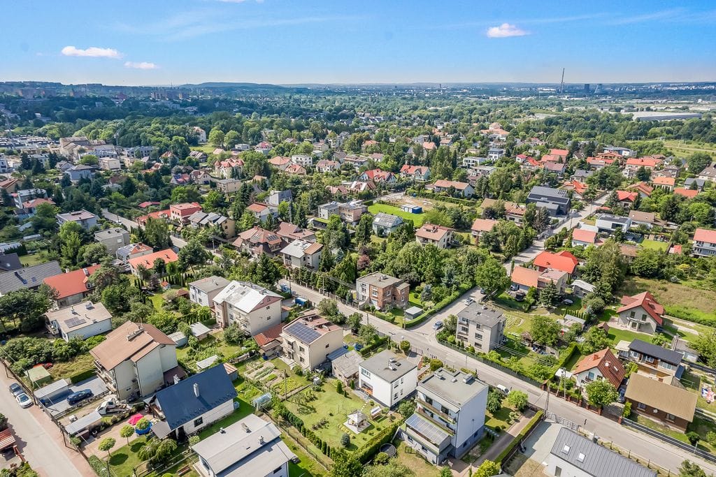 Dom 4 pokojowe na Sprzedaż