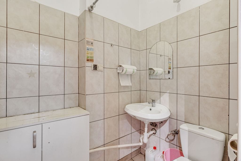Lokal użytkowy  pokojowe na Wynajem