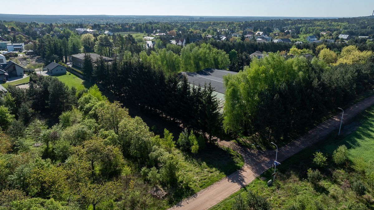 Działka  pokojowe na Sprzedaż