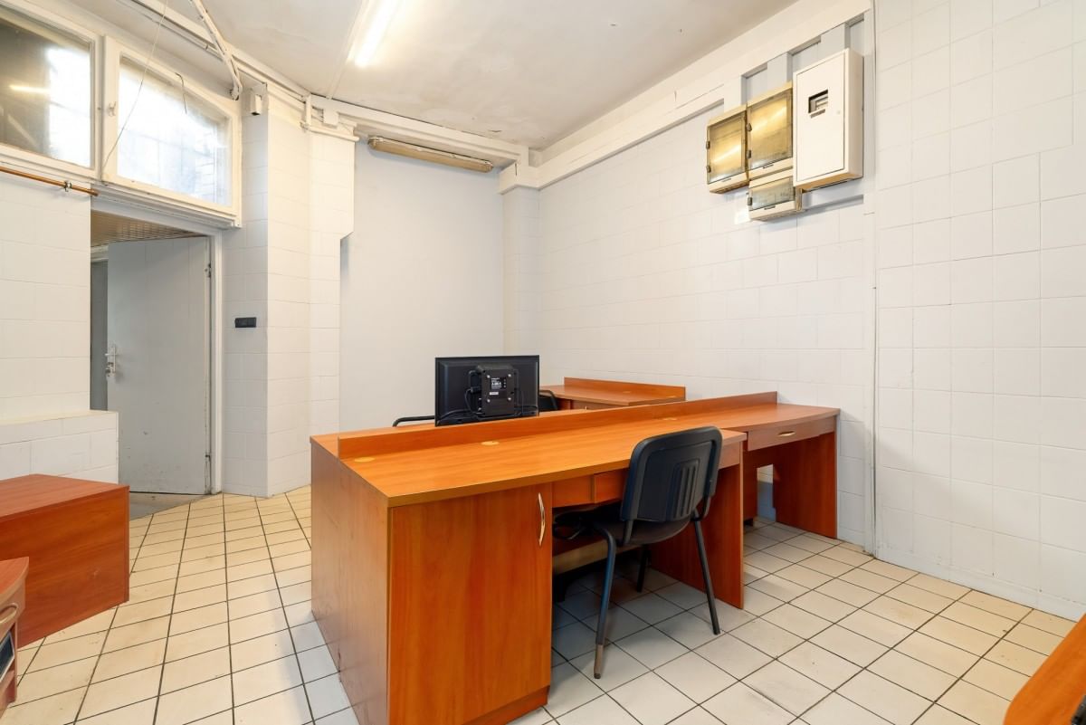 Lokal użytkowy  pokojowe na Sprzedaż