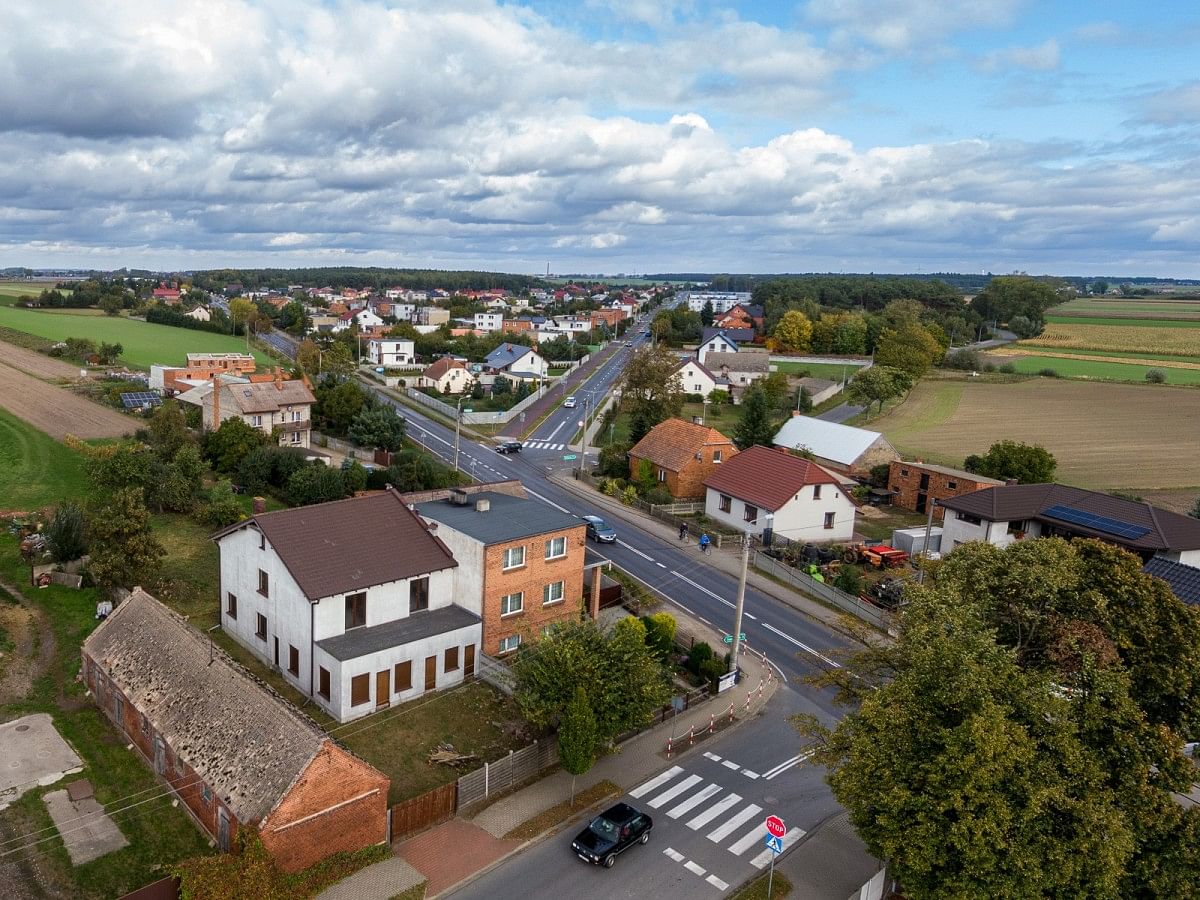 Dom 8 pokojowe na Sprzedaż