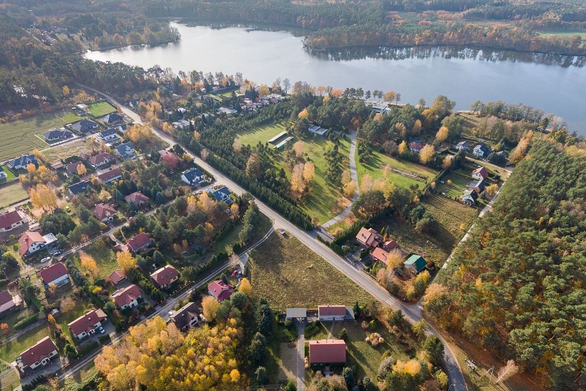 Działka  pokojowe na Sprzedaż