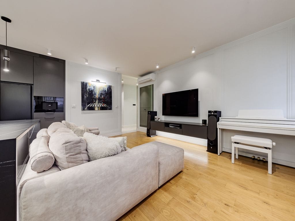 Mieszkanie 4 pokojowe na Sprzedaż