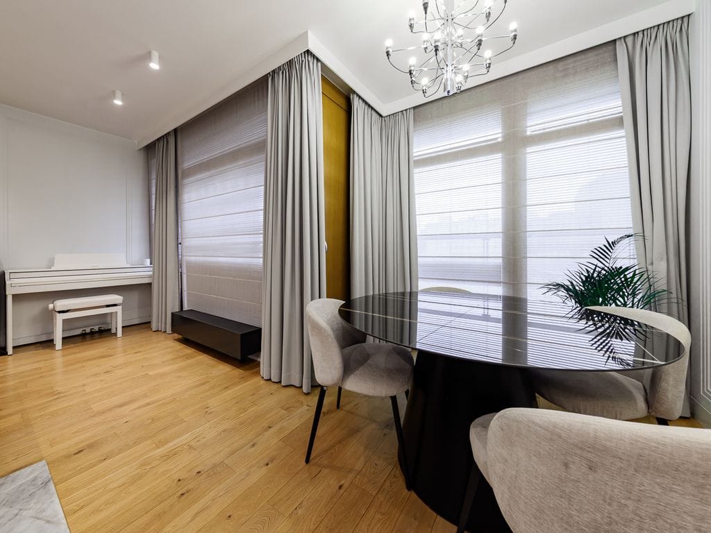 Mieszkanie 4 pokojowe na Sprzedaż